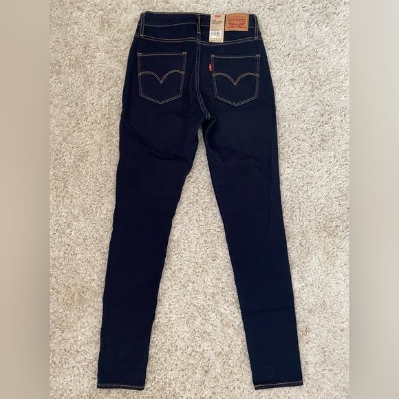 Levi’s 721 High-Rise Skinny Jean NWT - Picture 3 of 6